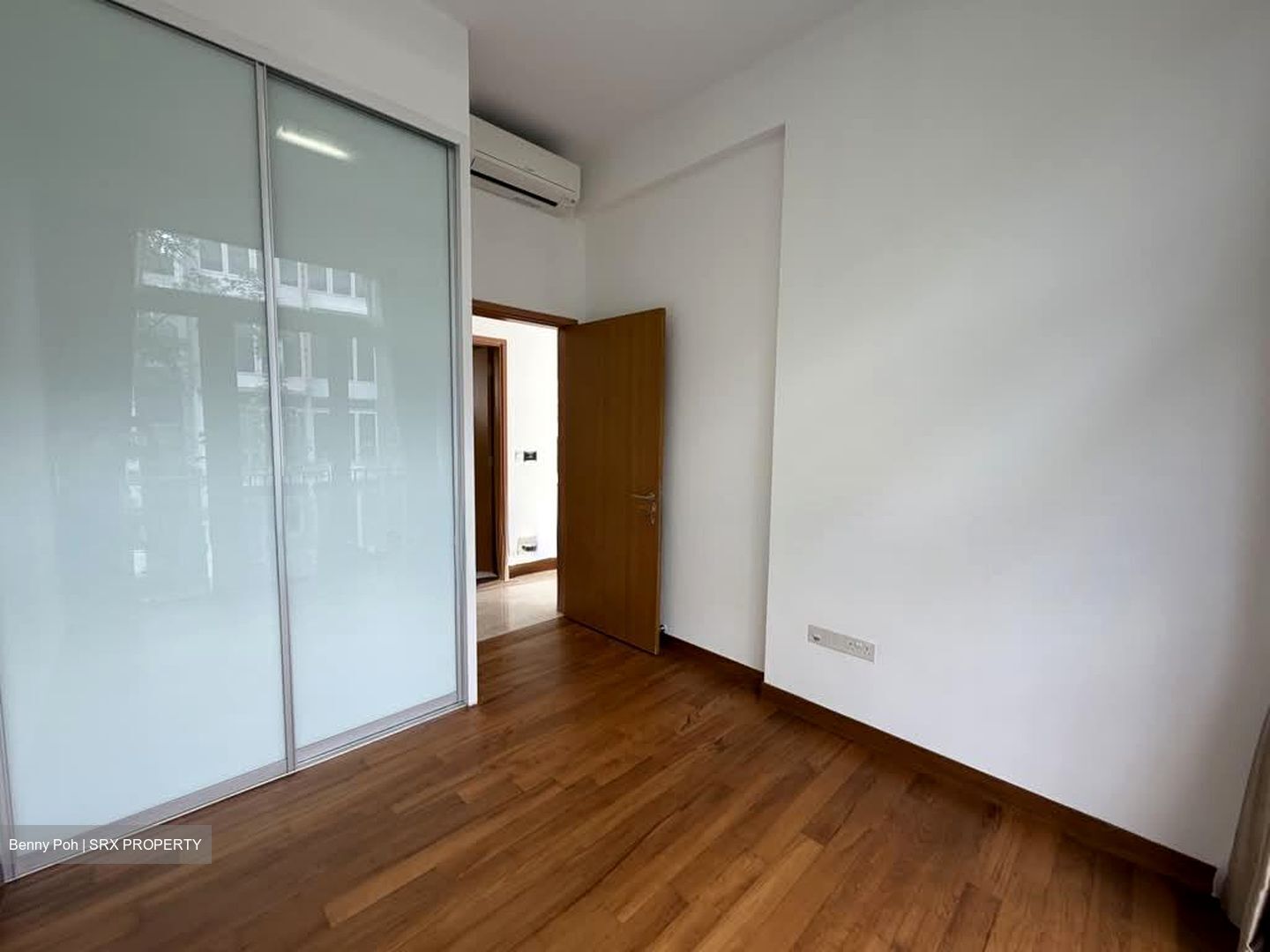 The Greenwich (D28), Condominium #585579281